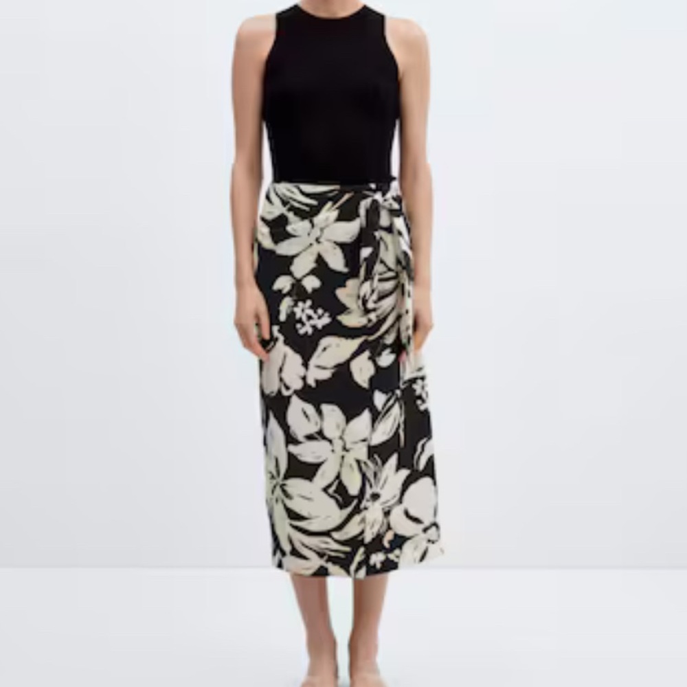 Mango Black and White Floral Skirt